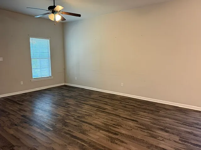 3 bed, 1675 sqft, $2,200 — Photo 4