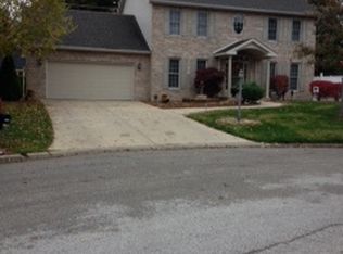 1200 Cherry Tree Ln, Godfrey, IL 62035