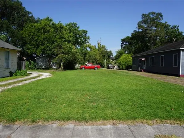 415 Moss St, Lake Charles, LA 70601