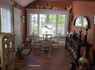 40 Gold Leaf Ln #40, Mashpee, MA 02649