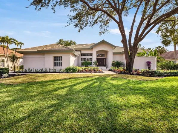 25031 Goldcrest DR, BONITA SPRINGS, FL 34134