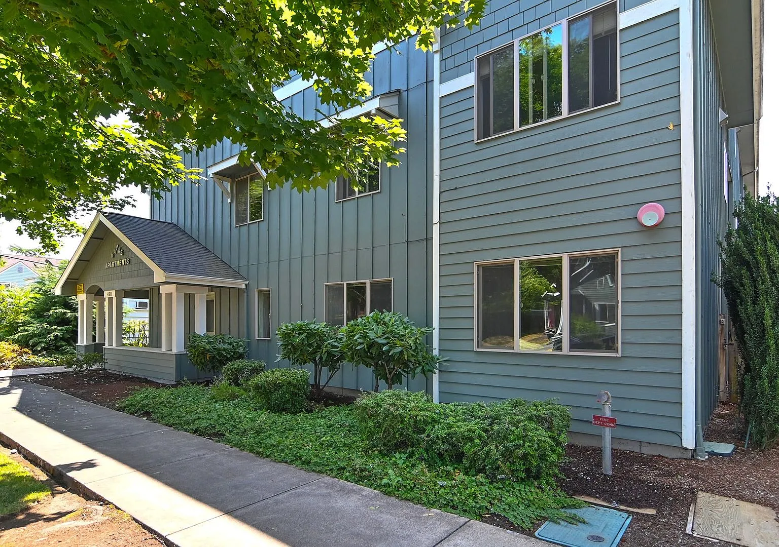 Hays Apartments — Photo 3