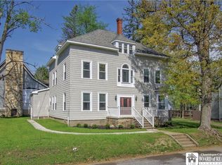 32 Pennsylvania Ave, Lakewood, NY