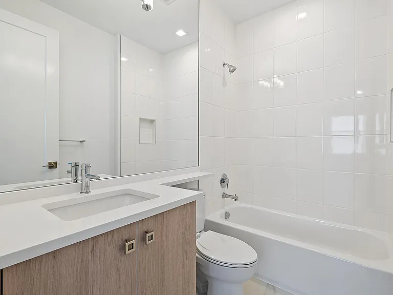 20471 Southernwood Ave — Photo 36