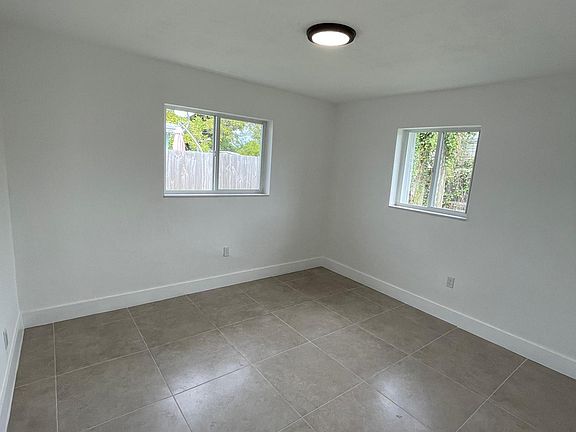 5th image of 20817 SW 114th Ct