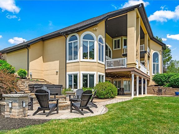 4th image of 6510 Foxglove Dr