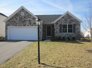 1184 Deansway Dr, Pataskala, OH 43062