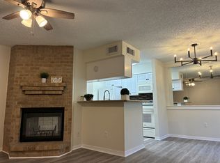 250 El Dorado Blvd APT 142, Webster, TX 77598