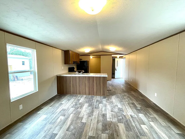 459 Clay Rdg — Photo 11