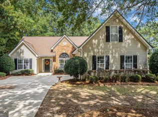 370 Cedarhurst Rd, Lawrenceville, GA 30045