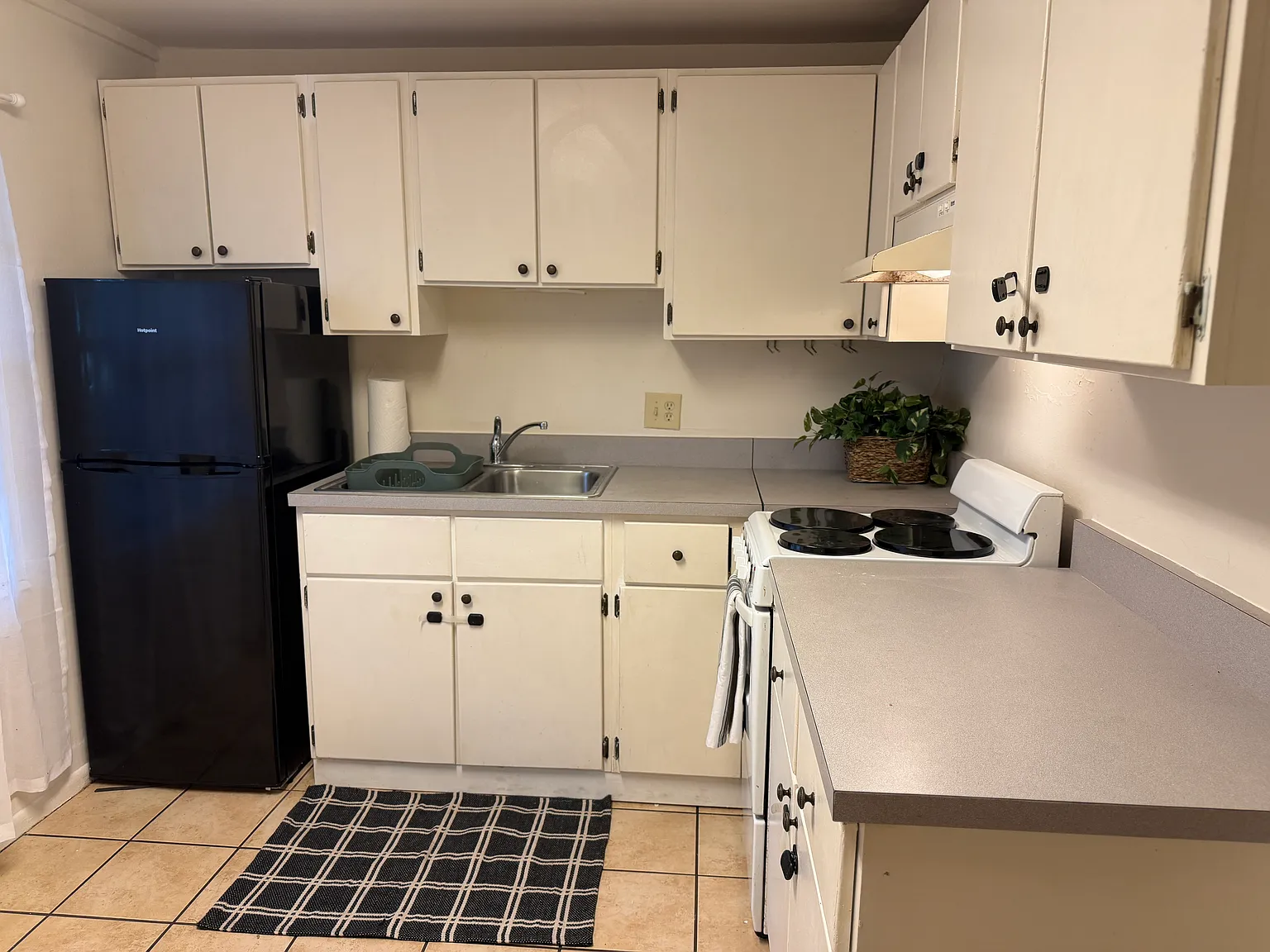 2 bed, 850 sqft, $1,150 — Photo 2