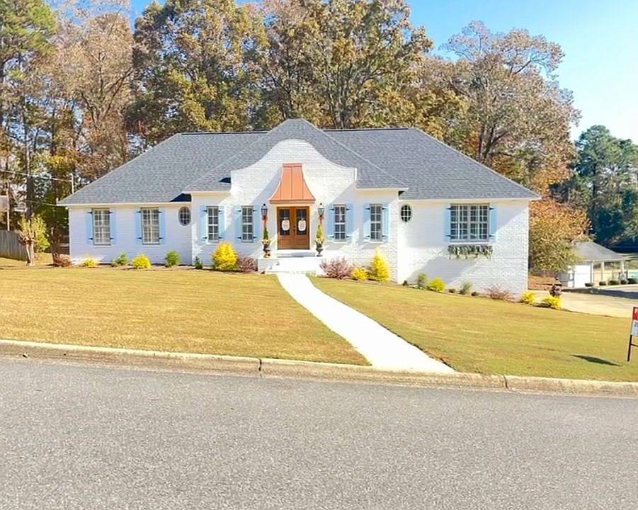1st image of 4707 Leeward Ave