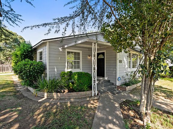 2nd image of 2971 Chestnut Ave