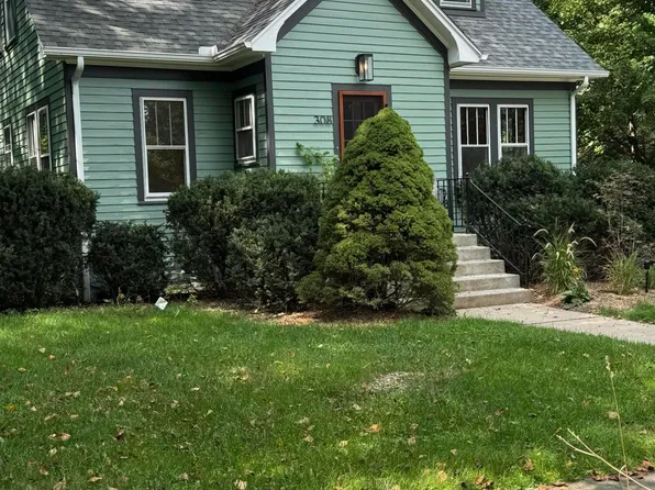 308 S Barker St, New Buffalo, MI 49117