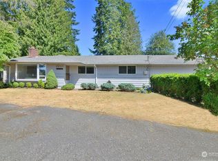 20331 Crawford Rd, Lynnwood, WA 98036