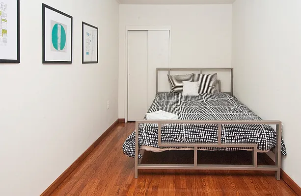 Rented by Azulay Group | media 12