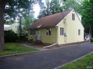 5 Walnut St, Montvale, NJ 07645