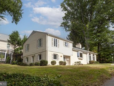 1602 Holly Ct, Mc Lean, VA, 22101