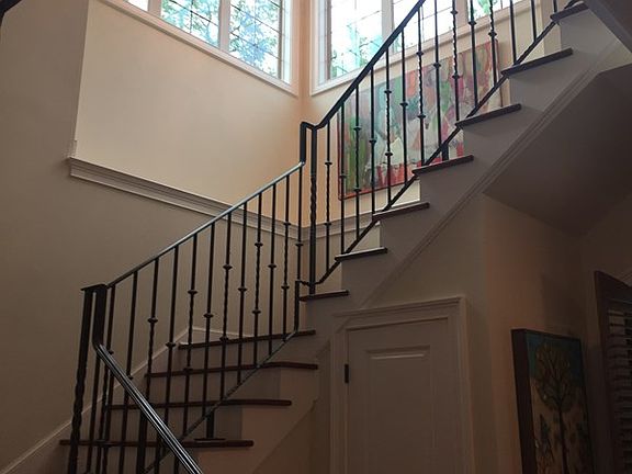 4th image of 3700 Lyles Dr