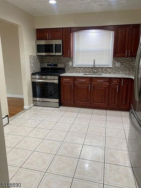 1st image of 1078 Sanford Ave #1