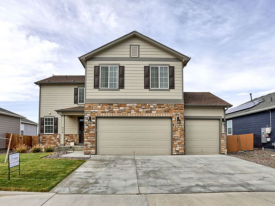1st image of 934 Camberly Dr