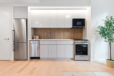 127 Concord Street, #3B