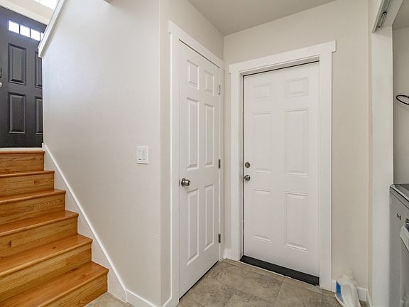 4th image of 7804 207th St E