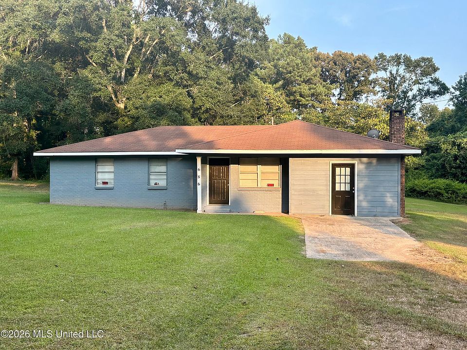 1st image of 686 Progress Rd