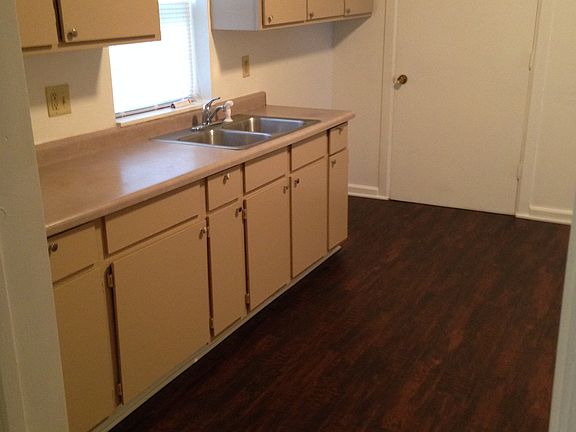 Spacious Kitchen