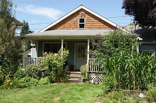 1015 W 4th Ave Photo 1 1015 W 4th Ave Photo 1