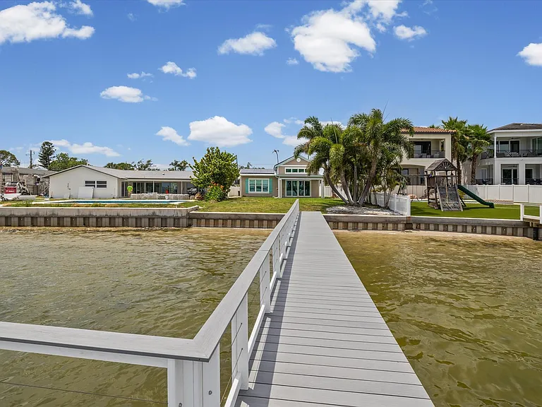 6323 Bayou Grande Blvd NE — Photo 46