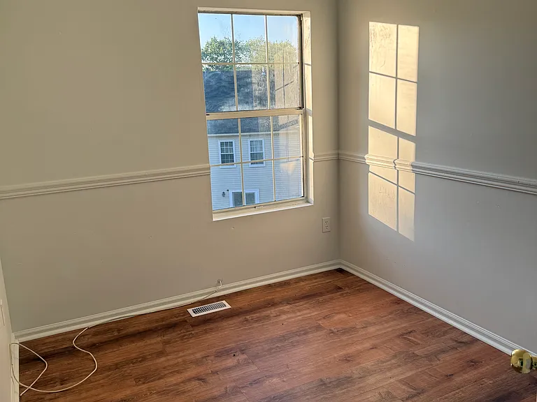 18947 Snow Fields Cir — Photo 10