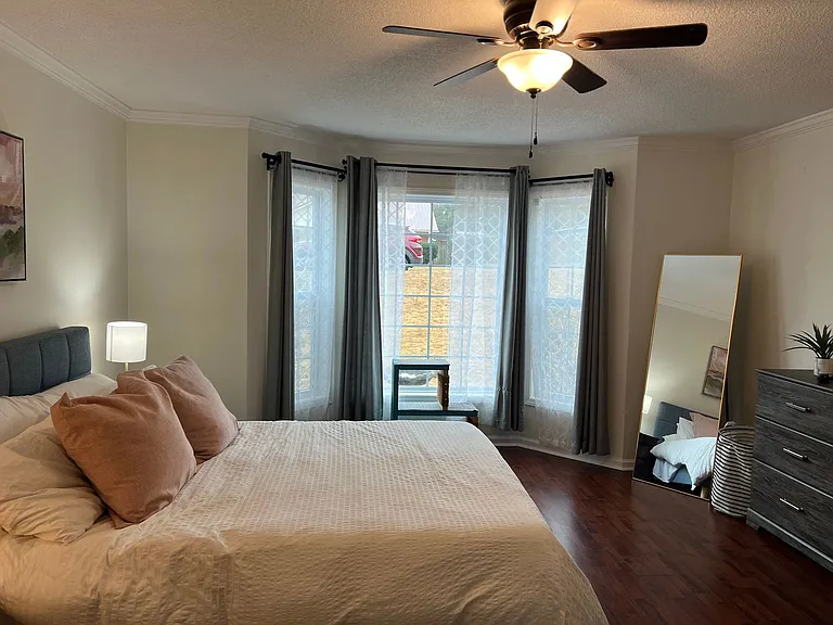 55 Rolling Pines Dr — Photo 12