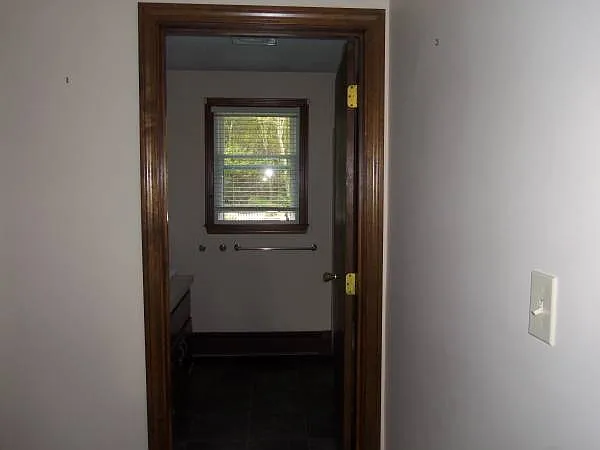 68 Carpenter Ln #8 — Photo 5