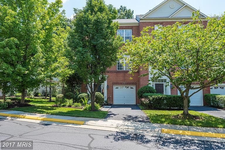 1st image of 12906 Wood Crescent Cir