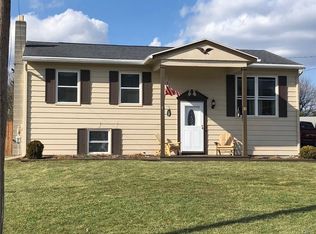 15 Fox Hollow Rd, Cortland, NY 13045