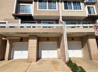 9867 Dockside Ter, Gaithersburg, MD 20886