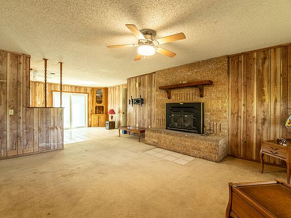 4th image of 901 County Road 113