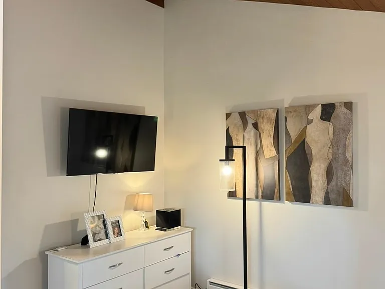 5620 Larson Pl — Photo 17
