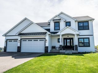 212 Tower Ave, Dundas, MN 55019