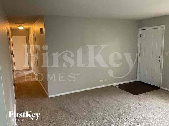 3rd image of 1355 S Oakland Ave