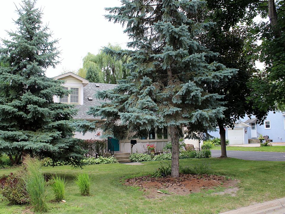2nd image of 444 19th Ave N
