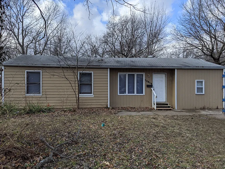 10614 Oakland Ave — Photo 10