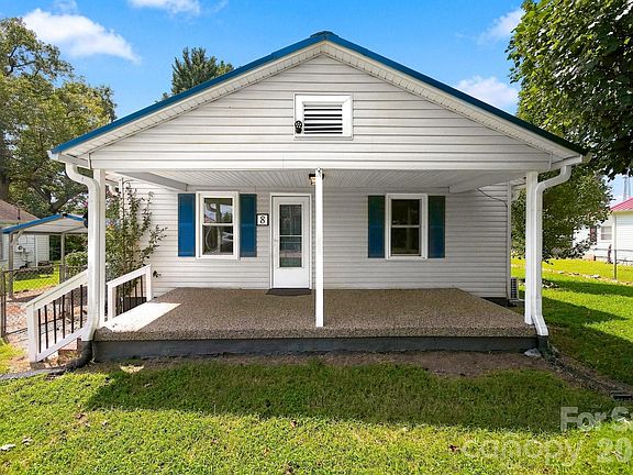2nd image of 8 Crescent St