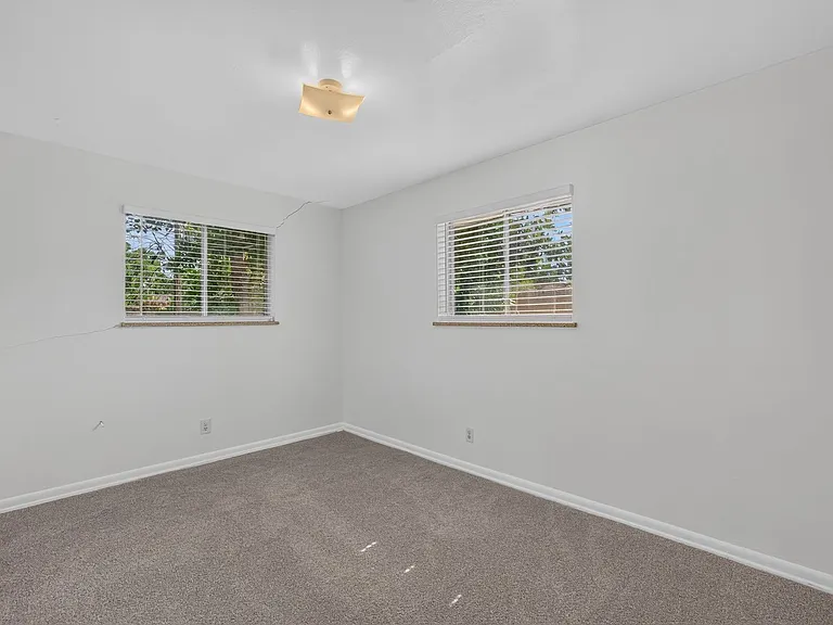 6810 W Mexico Dr — Photo 20