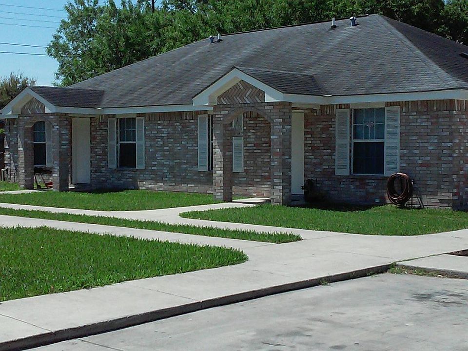 1st image of 1006 W Champion St