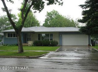 1418 22nd Ave S, Moorhead, MN 56560