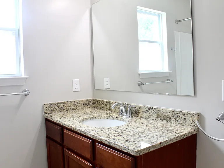 104 Isabella Ct — Photo 23
