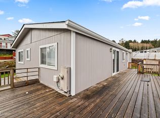 3789 NE West Devils Lake Rd, Lincoln City, OR 97367