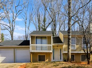 1374 Muirfield Dr, Stone Mountain, GA 30088